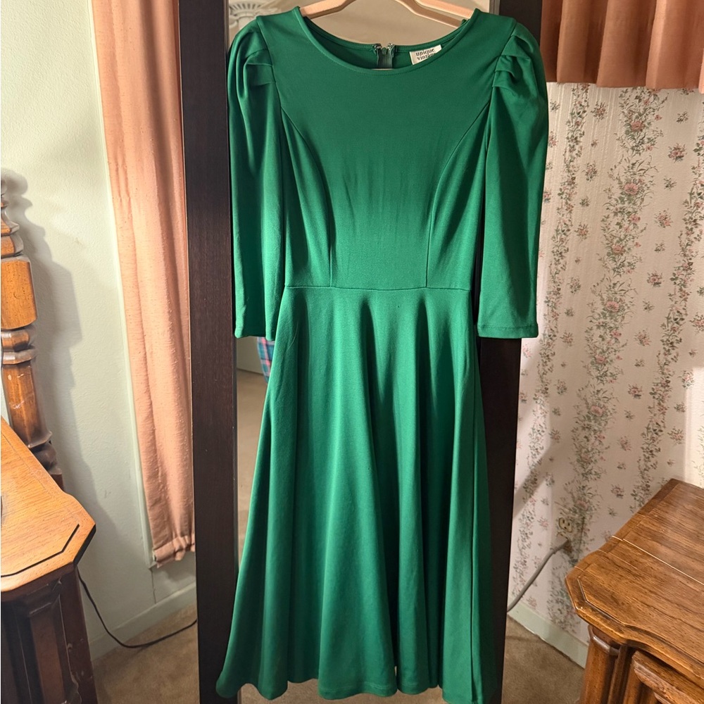 Unique Vintage Emerald Long Sleeve Dress BNWOT
